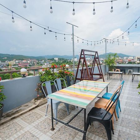 Luffy Hotel Uong Bi Exteriör bild