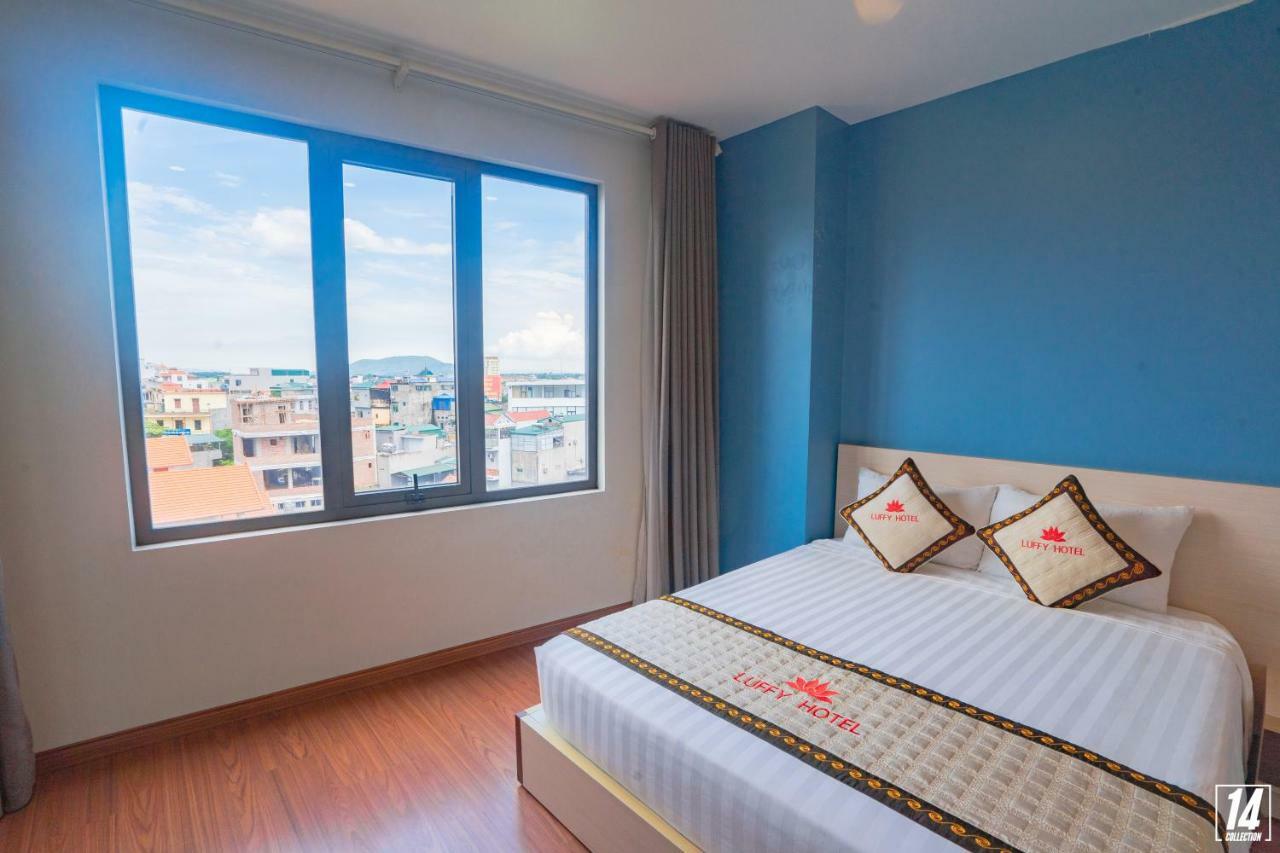 Luffy Hotel Uong Bi Exteriör bild