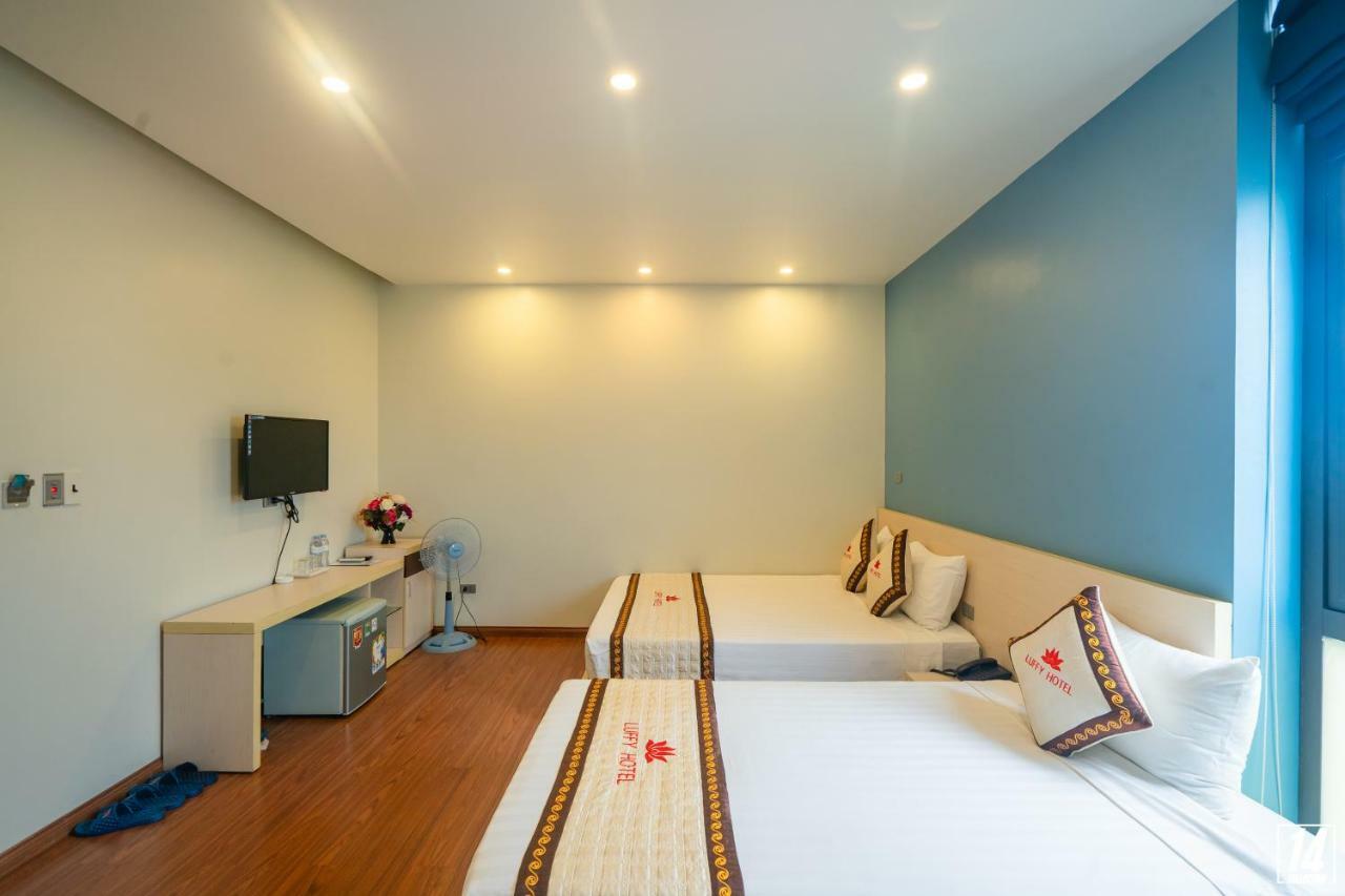 Luffy Hotel Uong Bi Exteriör bild