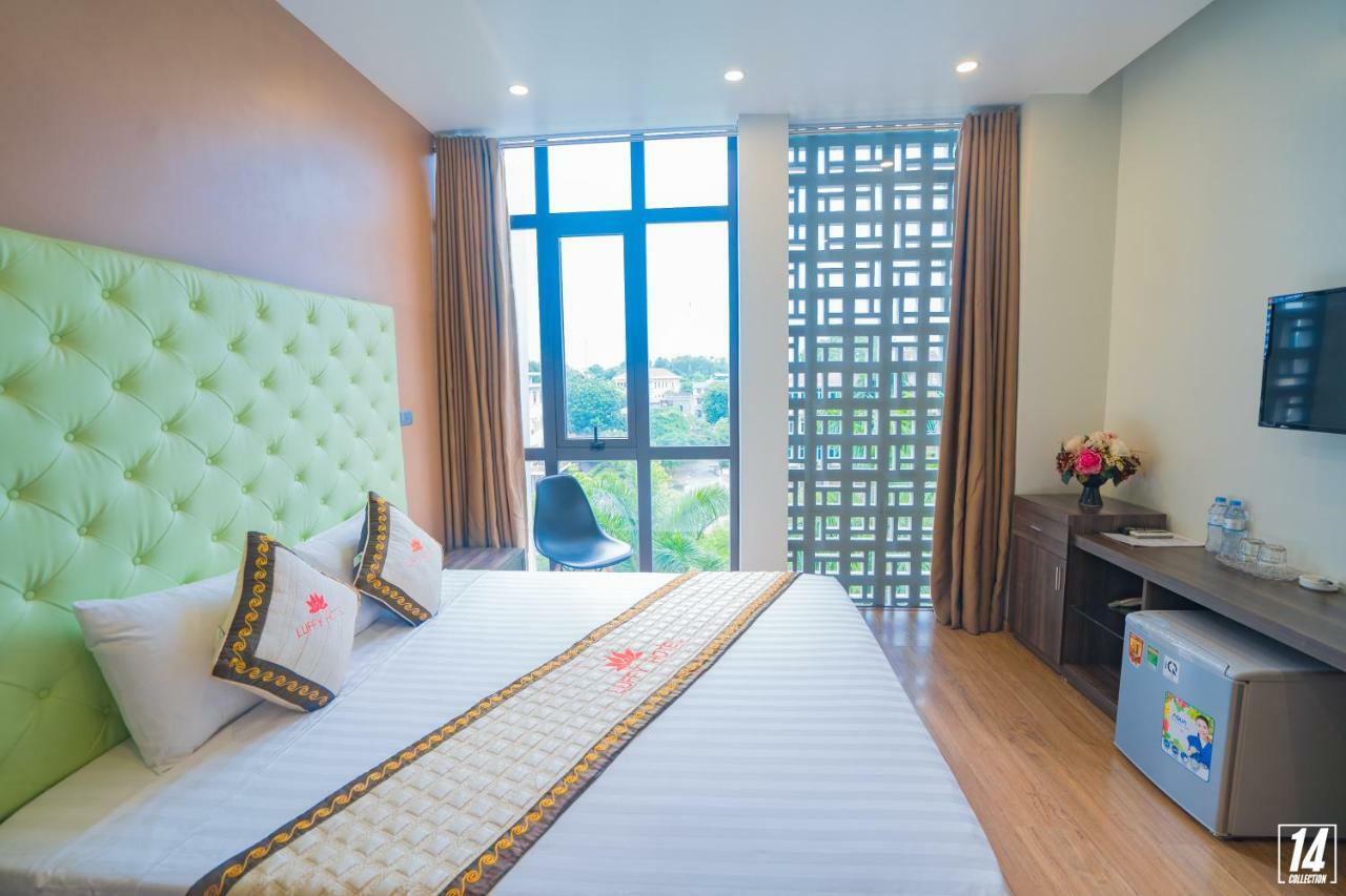 Luffy Hotel Uong Bi Exteriör bild
